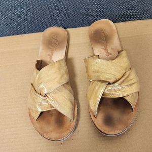 Free people | rio vista gold sandals size 38